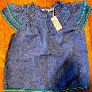 Vineyard Vines embroidered top Size Med
